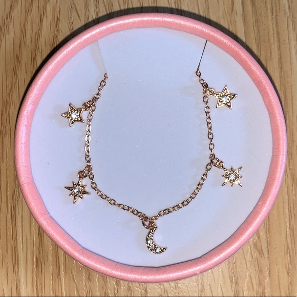 ⭐️Mila Zodiac🌙Charm Bracelet - Picture 3 of 4